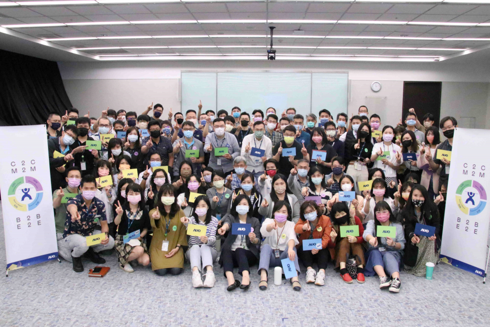 友達提供全球及集團輪調機會，支持同仁持續進修學習，致力為專業人才打造友善多元的職場環境