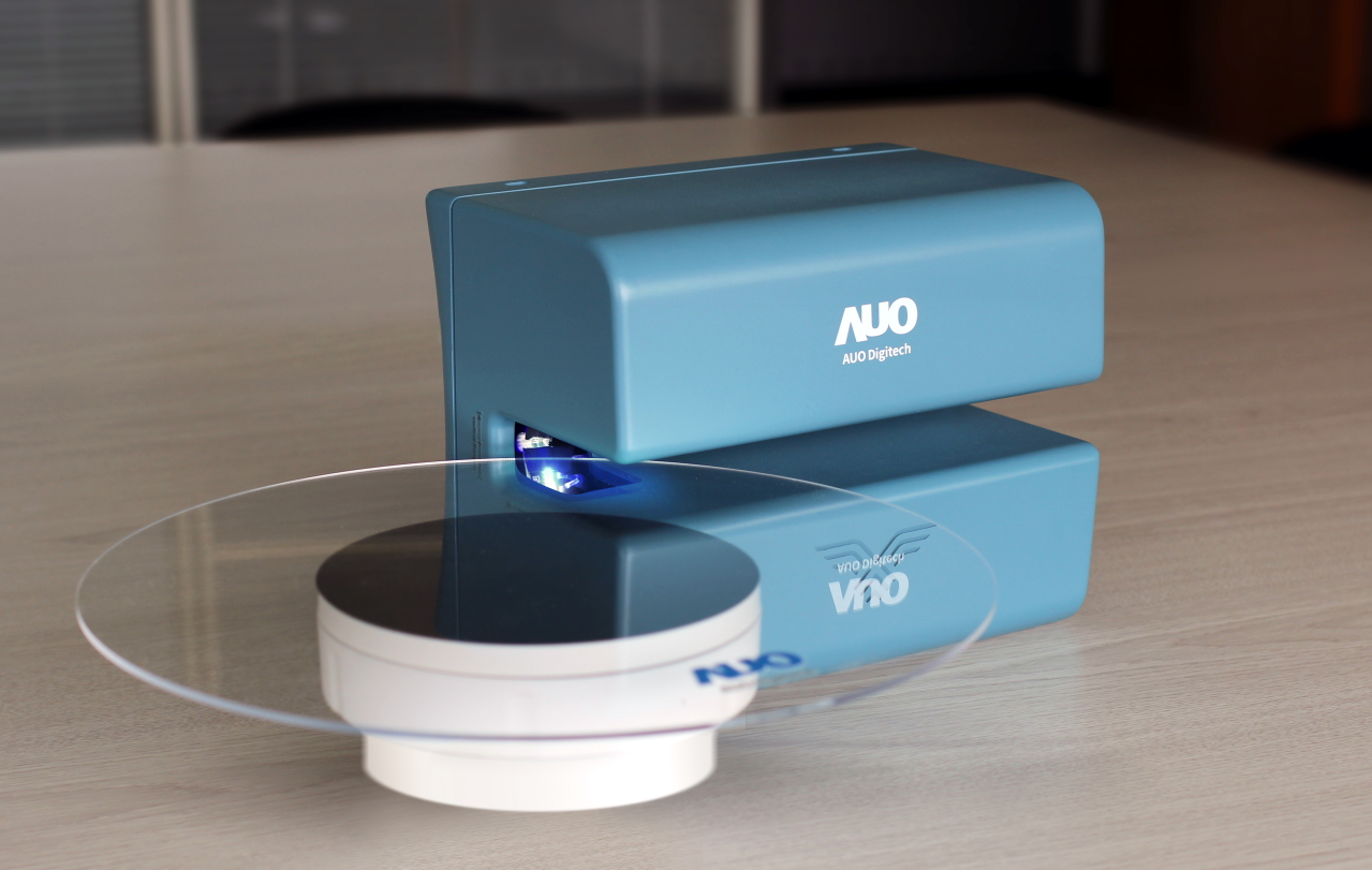 達擎寬視角3D醫療顯示器，協助醫護團隊成員於手術進行時，皆能看到一致性的3D影像，提高溝通效率，使手術更精準、快速完成達擎寬視角3D醫療顯示器，協助醫護團隊成員於手術進行時，皆能看到一致性的3D影像，提高溝通效率，使手術更精準、快速完成