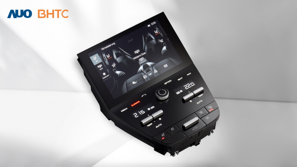 作為友達新生力軍，BHTC所展示的中央與後座鞍部的Display HMI產品，可處理多區恆溫控制、顯示畫面，呈現仿真3D車室分區；以力傳感技術精準傳遞觸感，並結合音量及震動反饋，防止意外啟動，提供使用者自然流暢、直觀且輕鬆駕馭的舒適介面