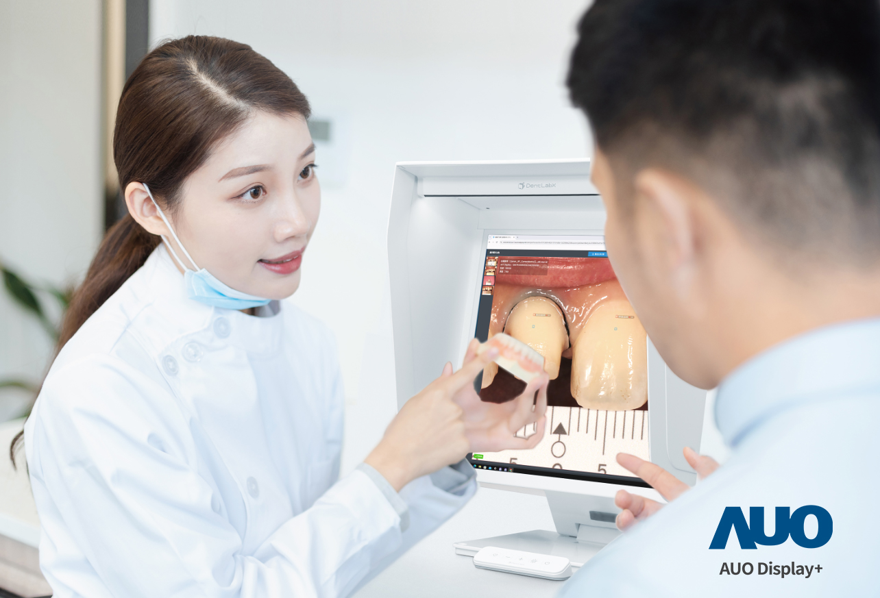 達擎積極投入牙科領域，瞄準牙技所數位轉型趨勢，與成軍滿周年的子公司原色口腔數位，展現智慧牙技整合方案的落地成果，加速推動牙科與假牙製作流程數位化